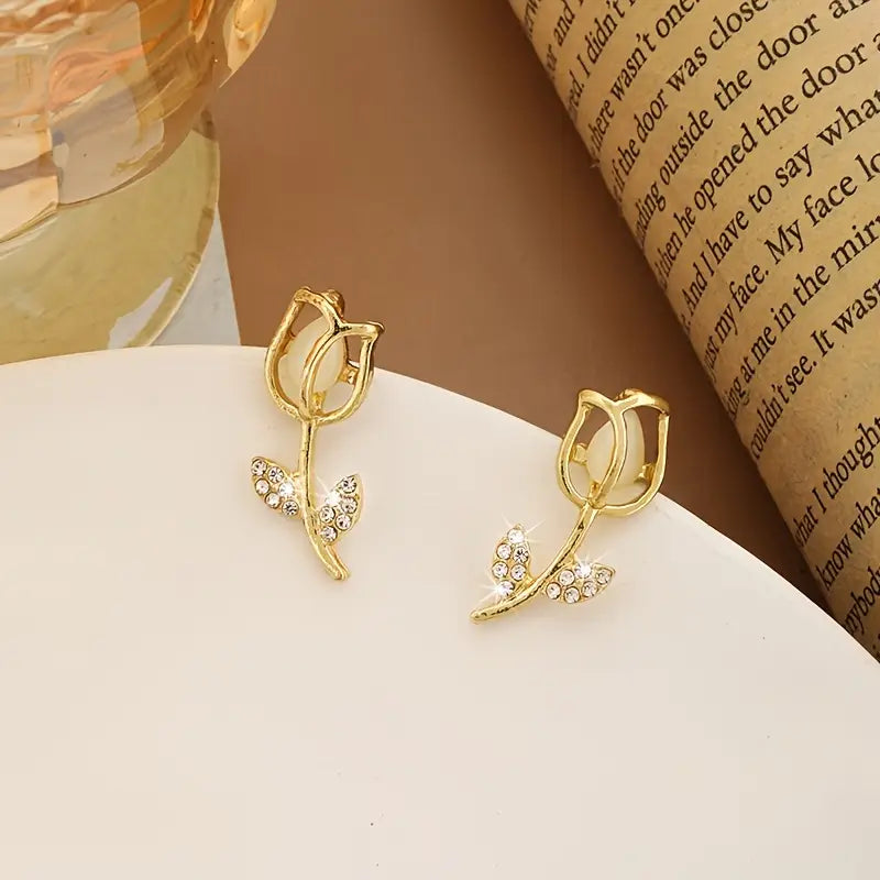 Set Bloming Elegance - Aretes, Anillo y Collar